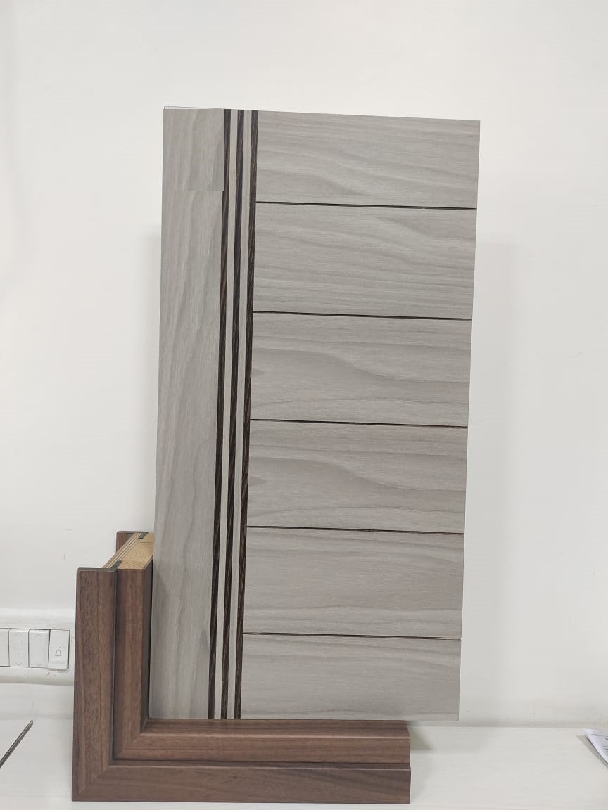Laminate Design door